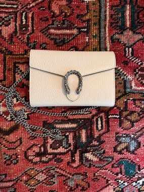 Gucci Cream Leather Crossbody with Silver Chain and Horsebit Accent